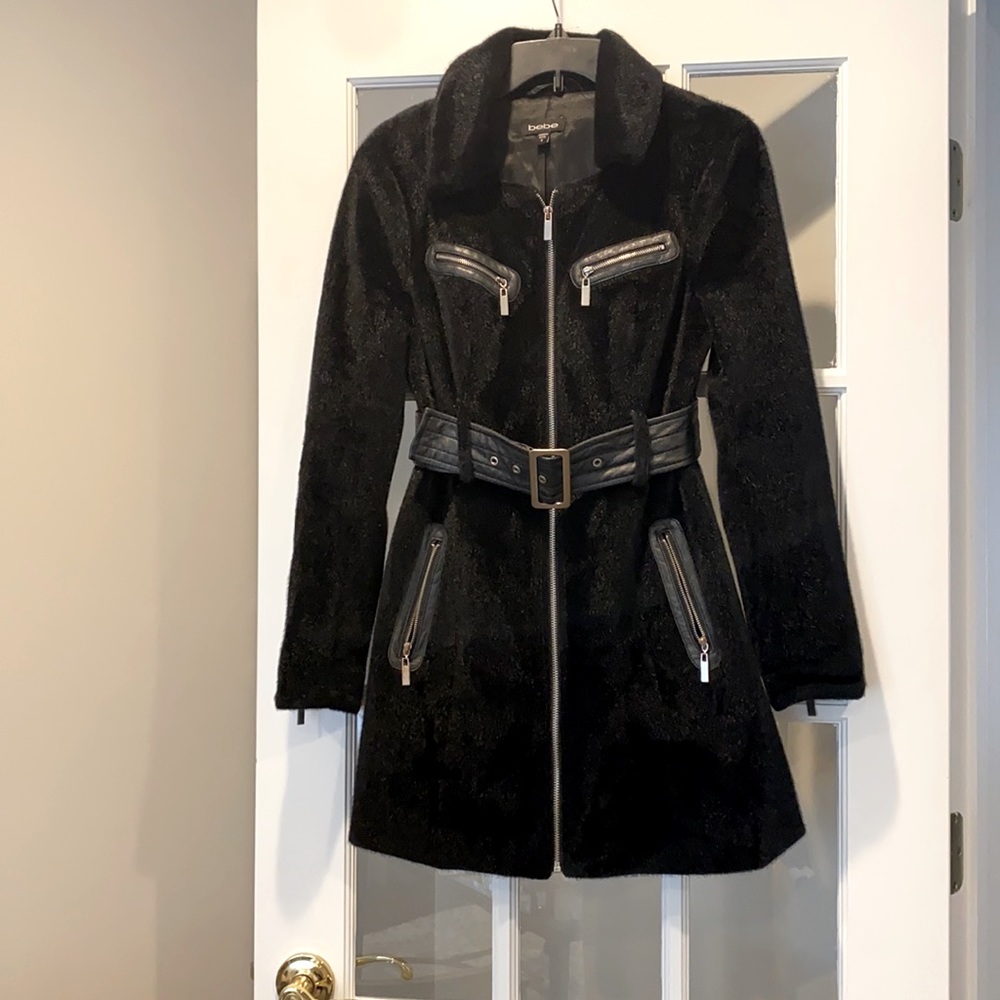 Bebe woman’s coat in Black size small
